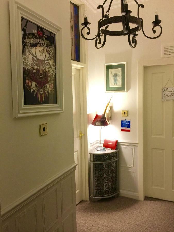 The Bonnie Bide Awa' Appartement EDI Buitenkant foto