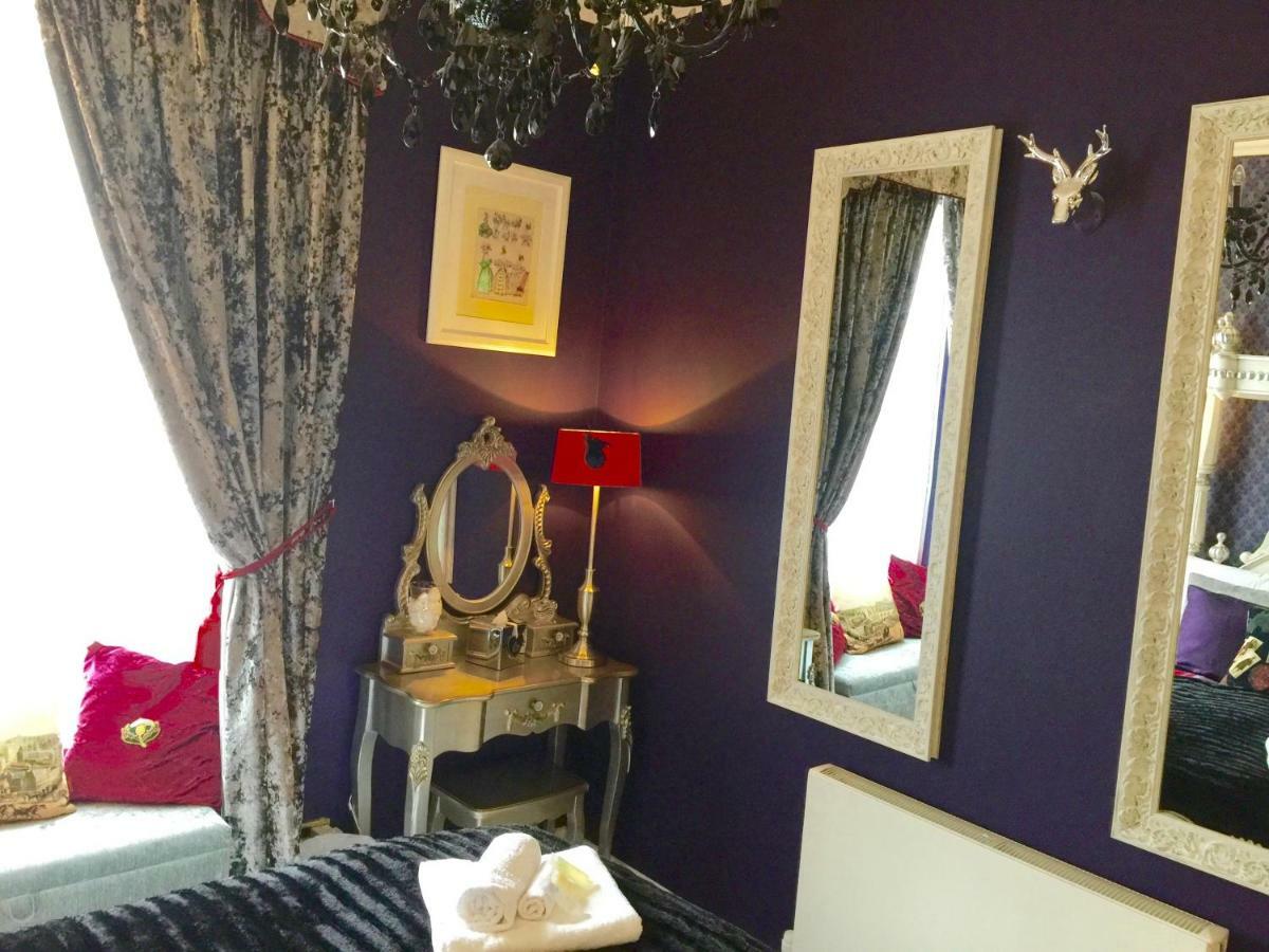 The Bonnie Bide Awa' Appartement EDI Buitenkant foto